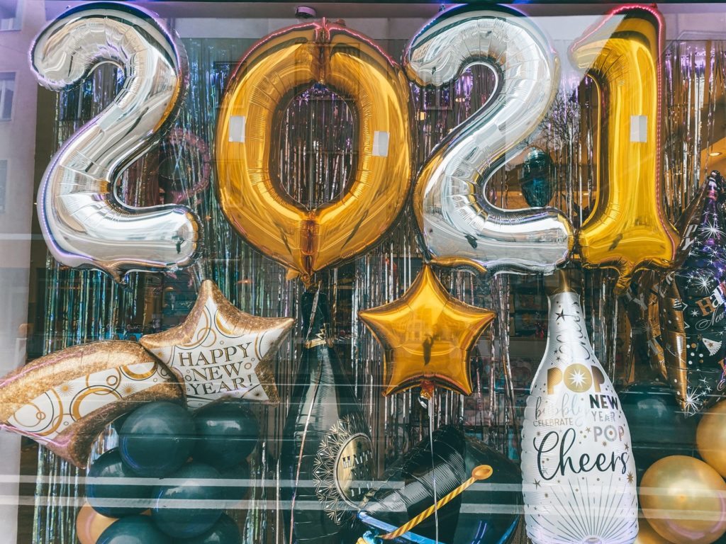Balloons that say Happy New Year 2021